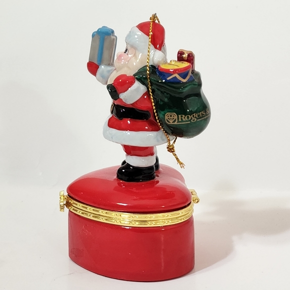 Christmas Engagement Ring Box, Heart Box With Santa Claus, Collectible Christmas - Picture 2 of 4